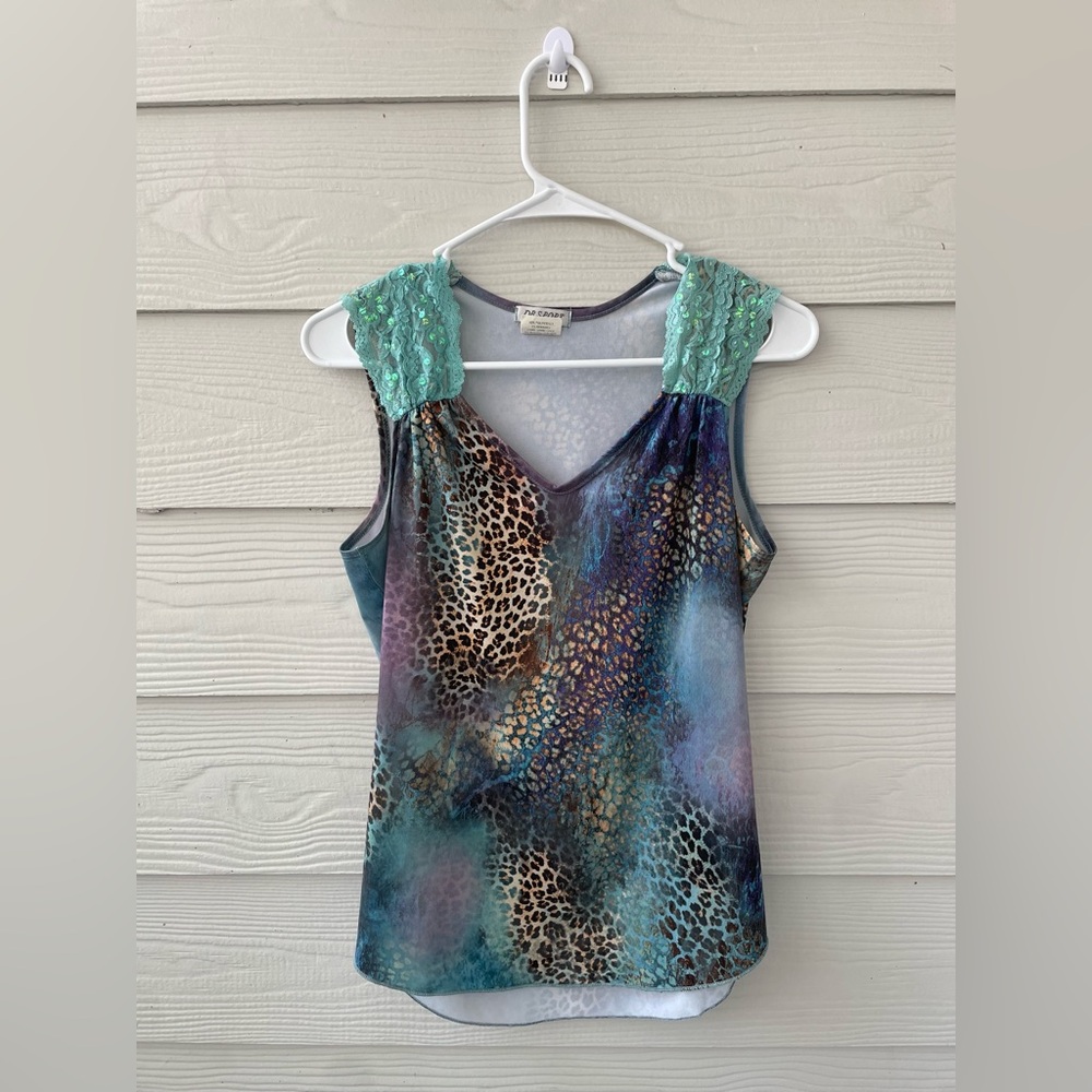 Teal Lace-Shoulder Animal Print V-Neck Tank Size S
